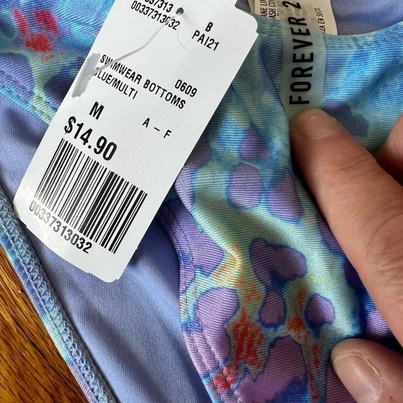 Forever21 bikini bottoms - Picture 2 of 3